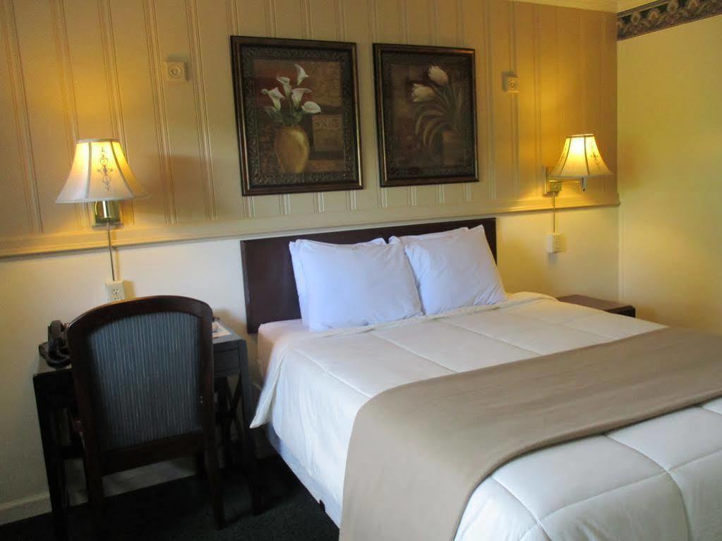 Amherst Inn - Virginia Екстериор снимка